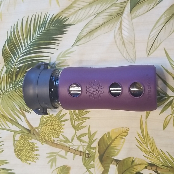 Lifefactory glass bottle - Picture 3 of 10